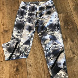 Zella Geometric Print Cropped Capri Leggings, Size XS